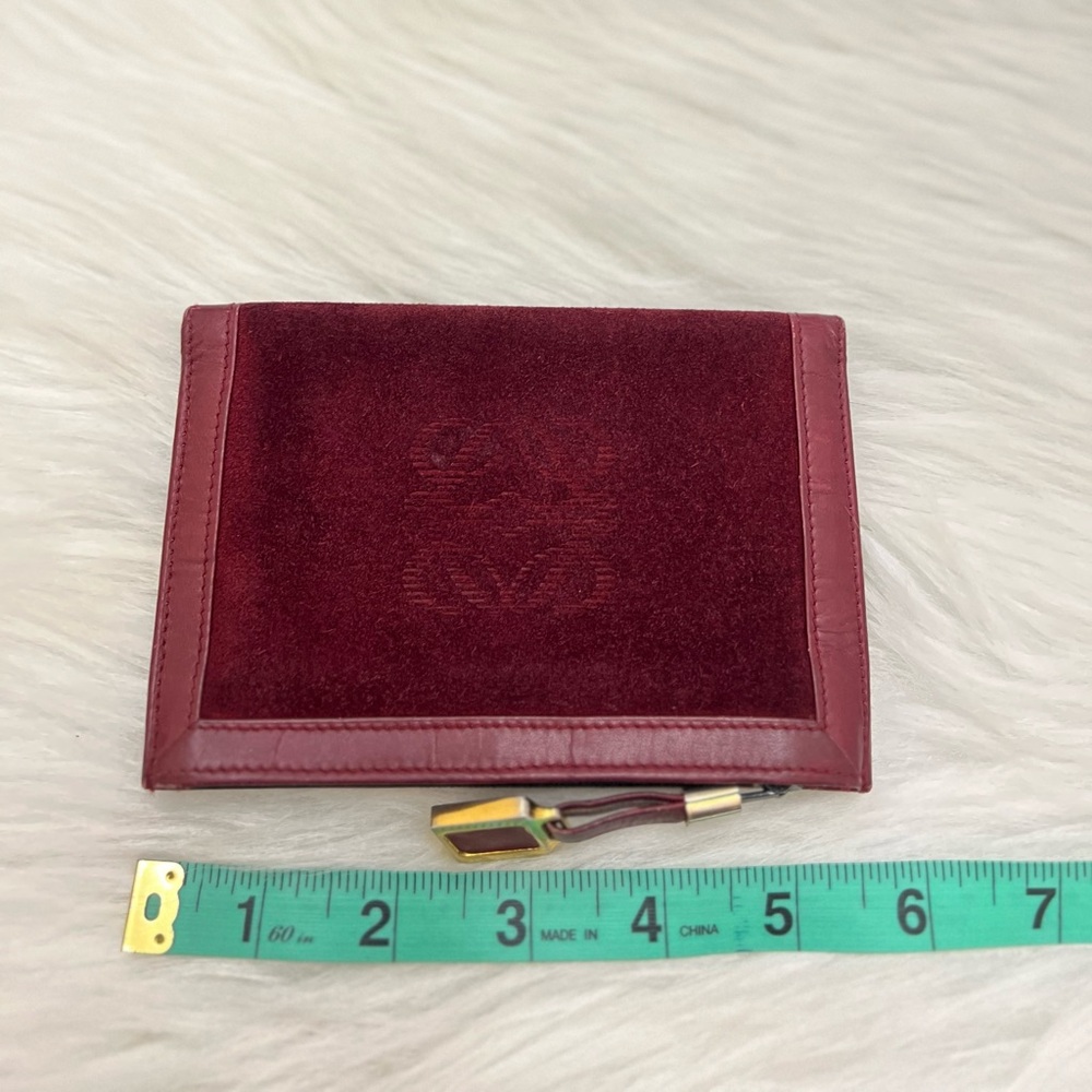 LOEWE - BURGUNDY LEATHER SUEDE COMPACT BIFOLD PASSPORT HOLDER SNAP WALLET - Picture 9 of 10